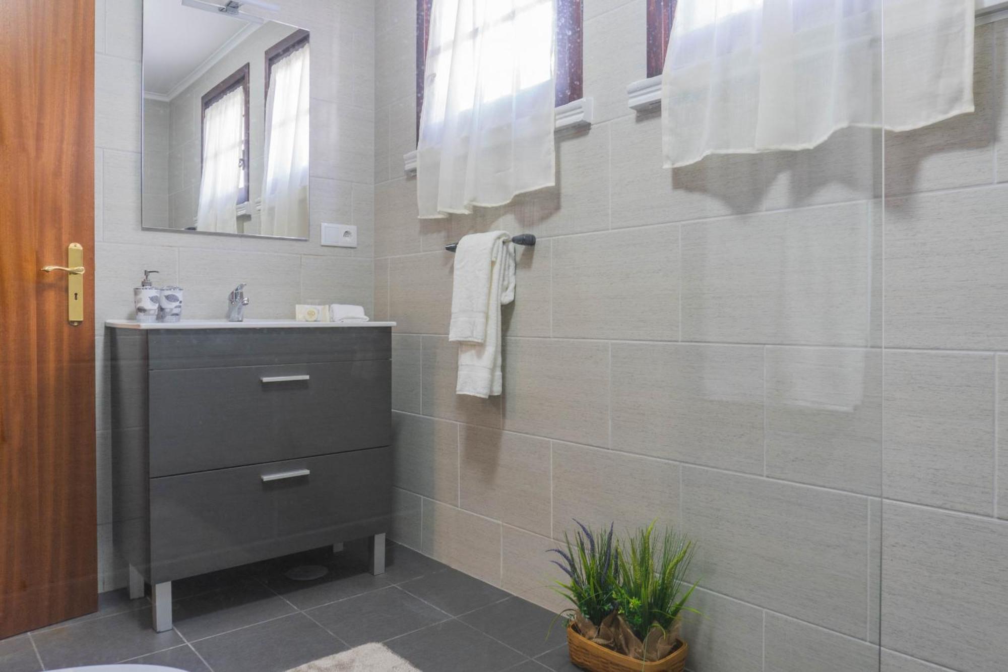 Pinheiro Sun&Beach House Ponta Delgada Exterior foto